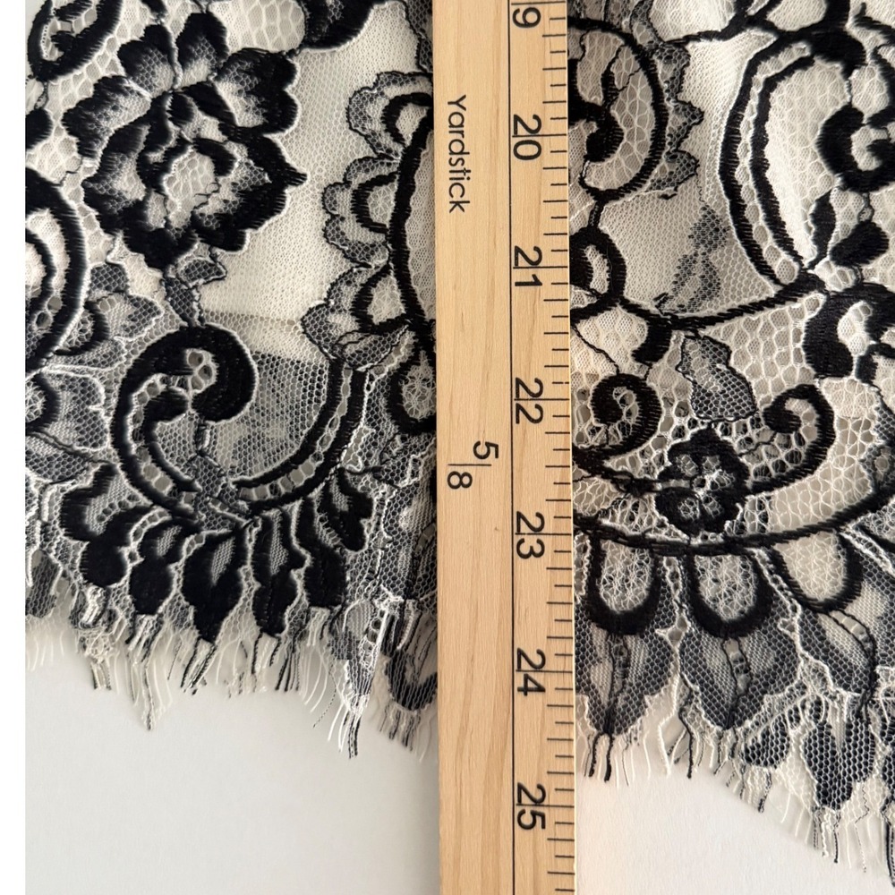 White House Black Market Black Lace Off Shoulder Blouse Cream Floral S - Picture 9 of 10